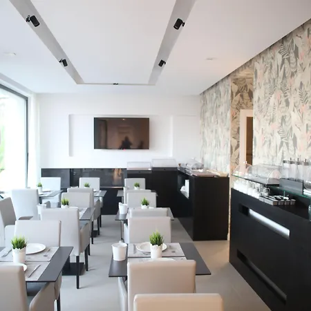 Bed & Breakfast Pina 4*