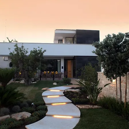 Pina Bed & Breakfast 2*