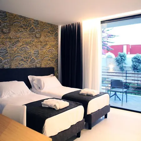 Oda ve Kahvaltı Pina Bari